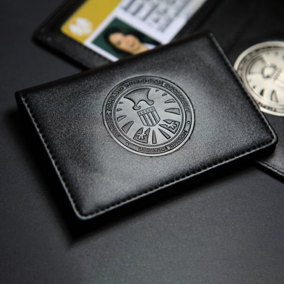 Customize badge wallet