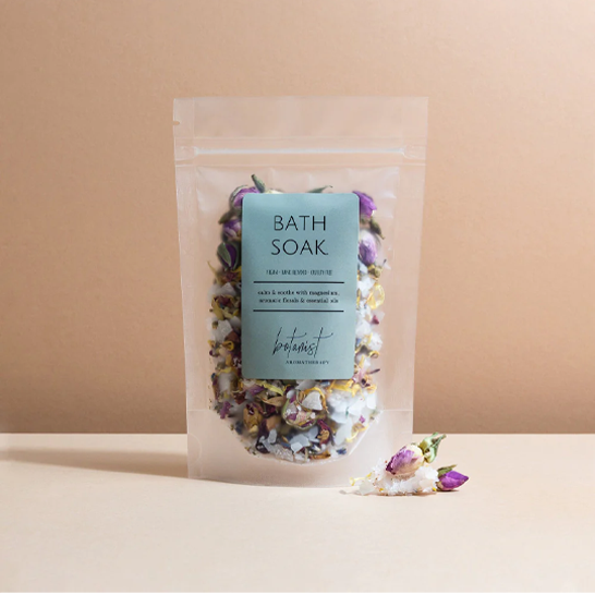 oothing Relaxing bath soak