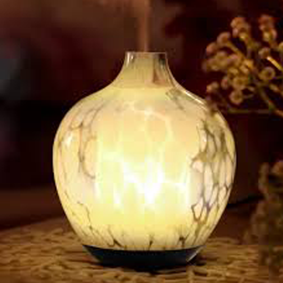 Glass aromatherapy diffuser