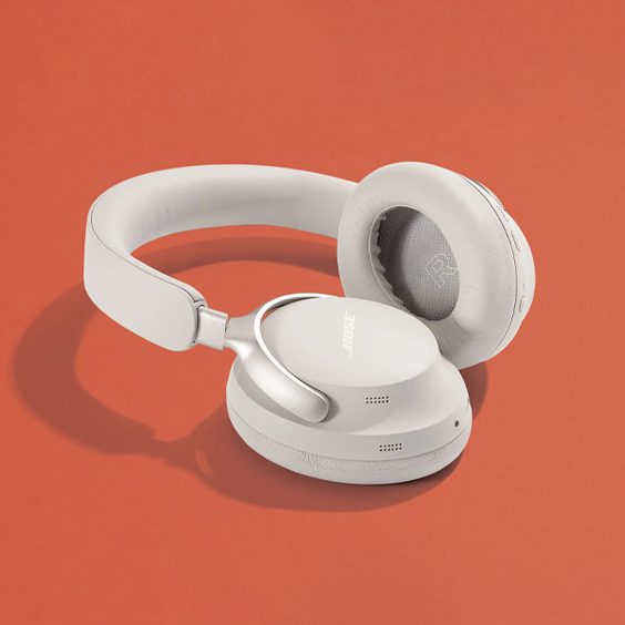 Noise cancelling Headphones