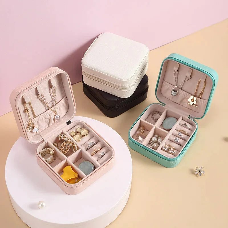 Travel jewelry organizer
