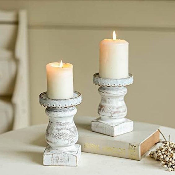 Pillar candle holder