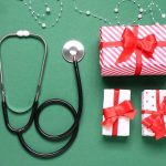 Thoughtful Gifts Ideas for Doctors to Celebrate Their Heroism and Bring Smile