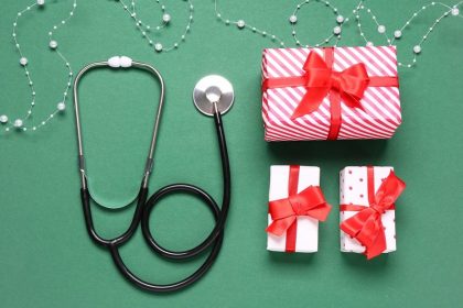 Thoughtful Gifts Ideas for Doctors to Celebrate Their Heroism and Bring Smile