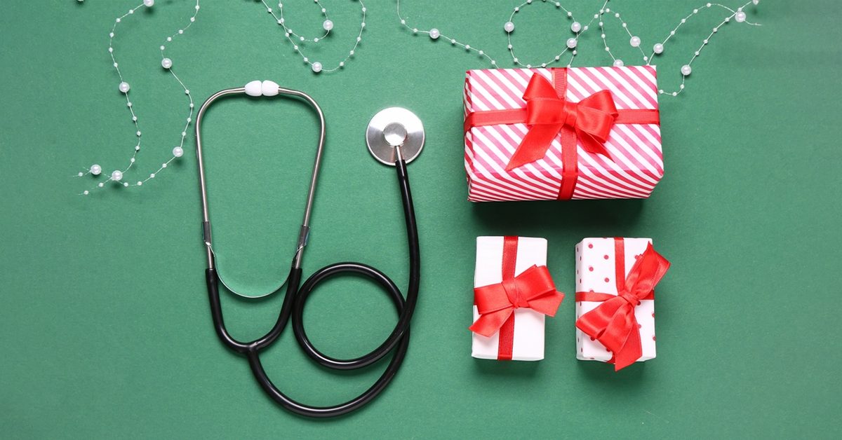 Thoughtful Gifts Ideas for Doctors to Celebrate Their Heroism and Bring Smile